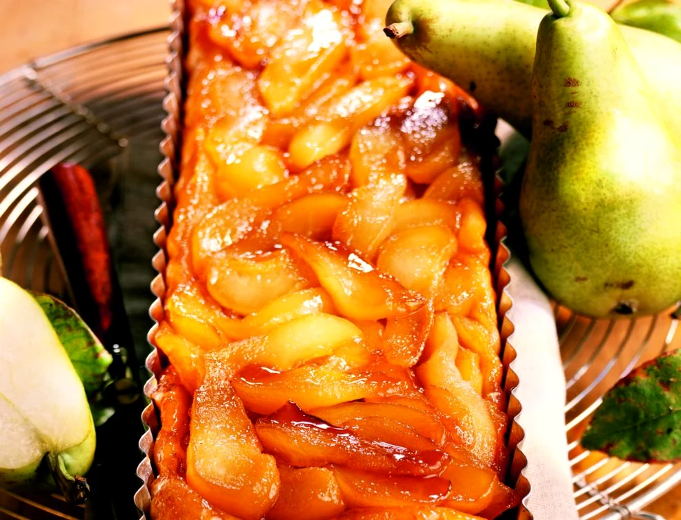 tarta cu pere caramelizate jpeg