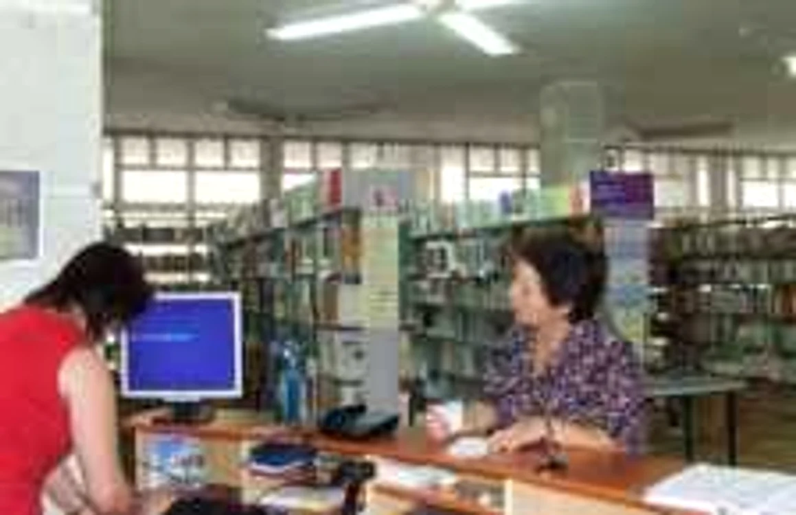 Neamţ: De la începutul acestui an, cititorii vor avea acces la serviciile "Biblionet"