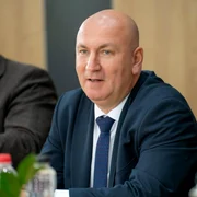 primarul bistritei foto facebook gabriel lazany png