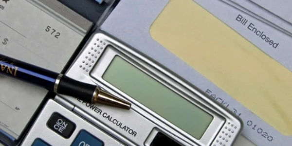 Resursele bugetare interne alocate pentru investiţii vor scădea anul viitor cu 1,3-2 miliarde de lei faţă de cele din 2011