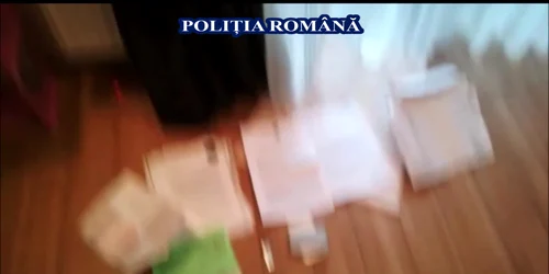 5c6d1870445219c57e5fd8af jpg