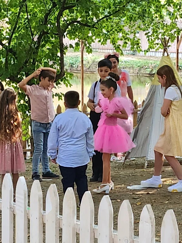 Copiii s-au simțit foarte bine la filmările pentru Tati, part-time Sursa arhiva personală 