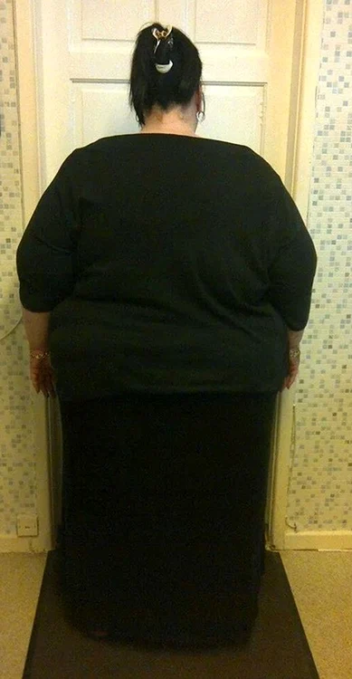 
    Jane era atât de mare că nu încăpea prin uşăFoto: Caters  