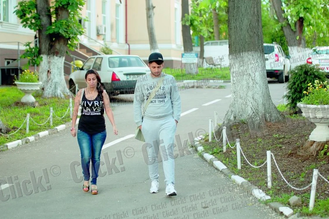 Fiica lui Adi Minune a plecat acasă cu mama ei, Cati