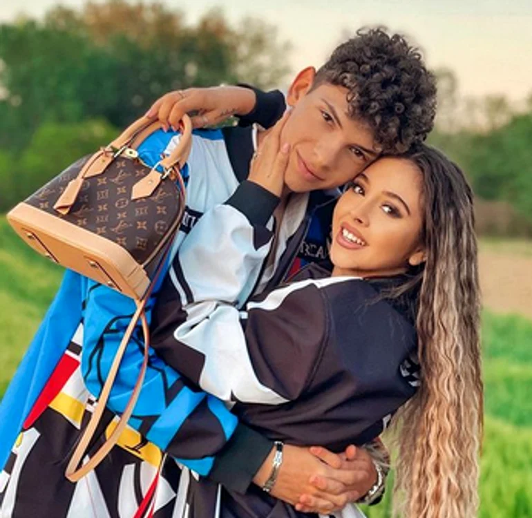 
    Antonio Pican și Bibi au trecut împreună prin emoțiile examenului de Bacalaureatfoto: Instagram  