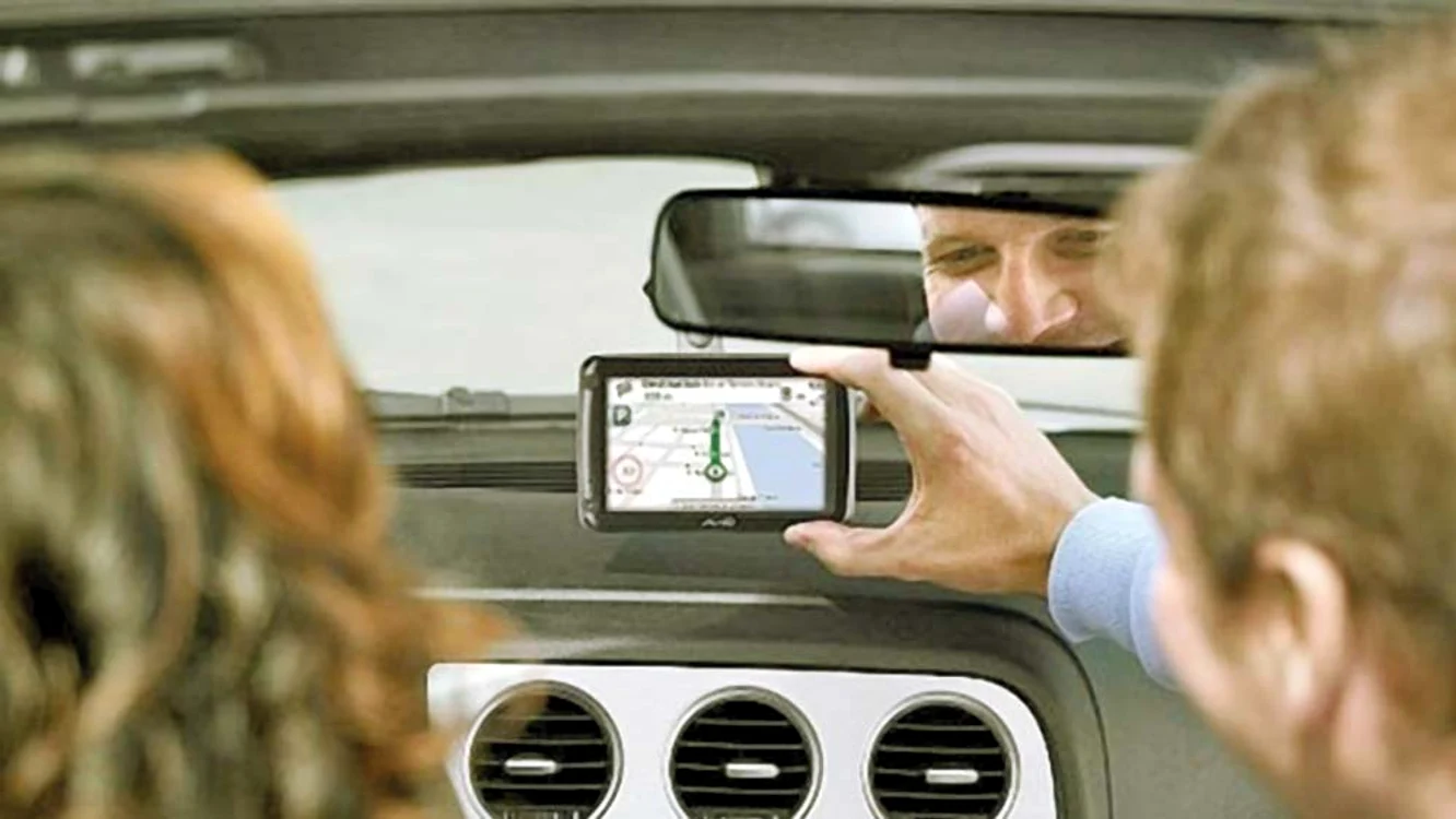 
    GPS-ul va fi montat pe maşini de companiile  de asigurare  