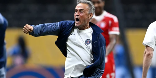 luis enrique psg fb jpg