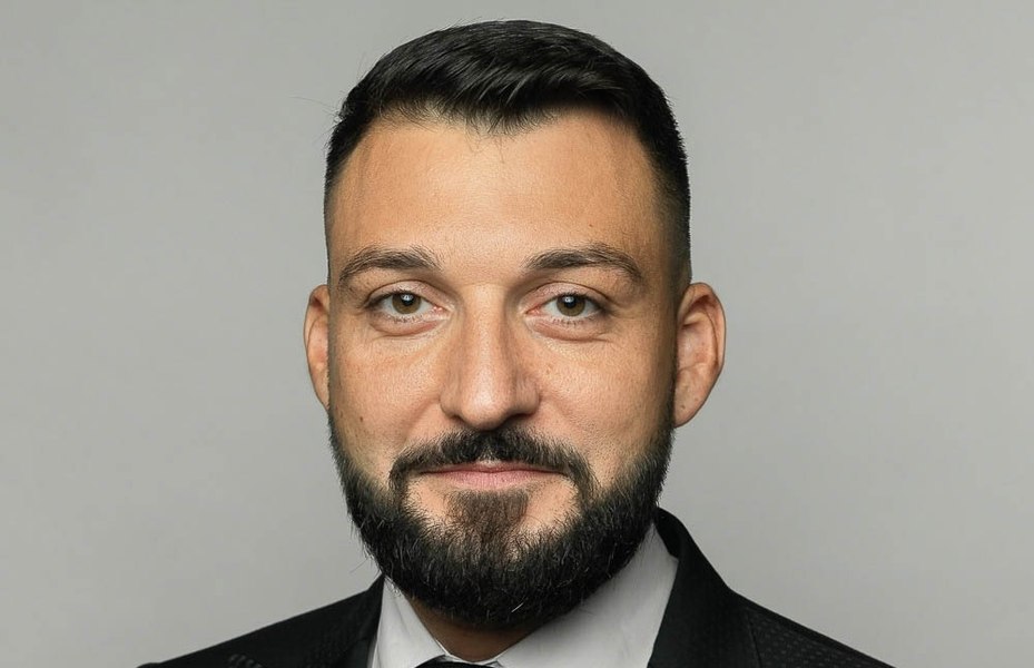 Moarte anunțată pe Facebook. Un fost consilier, candidat USR la Primăria Tulcea s-a sinucis. „Vreau sa fiu donator de organe”