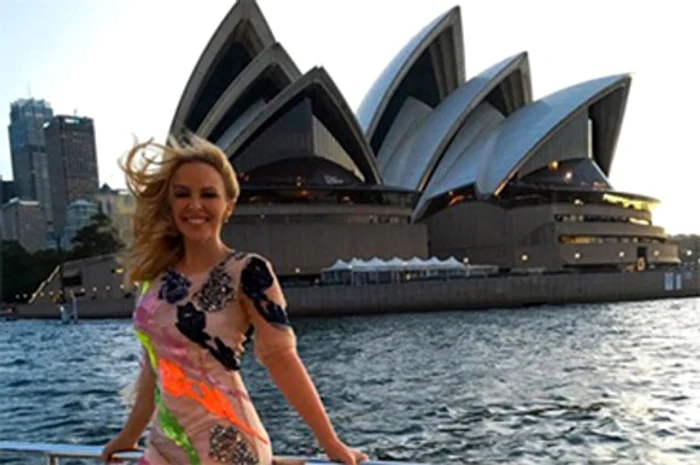 Diva australiană promovează turismul din ţara sa