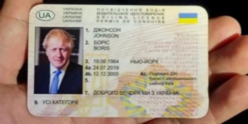 permis de conducere fals al unui ucrainean cu numele și poza lui boris johnson foto AFP jpg