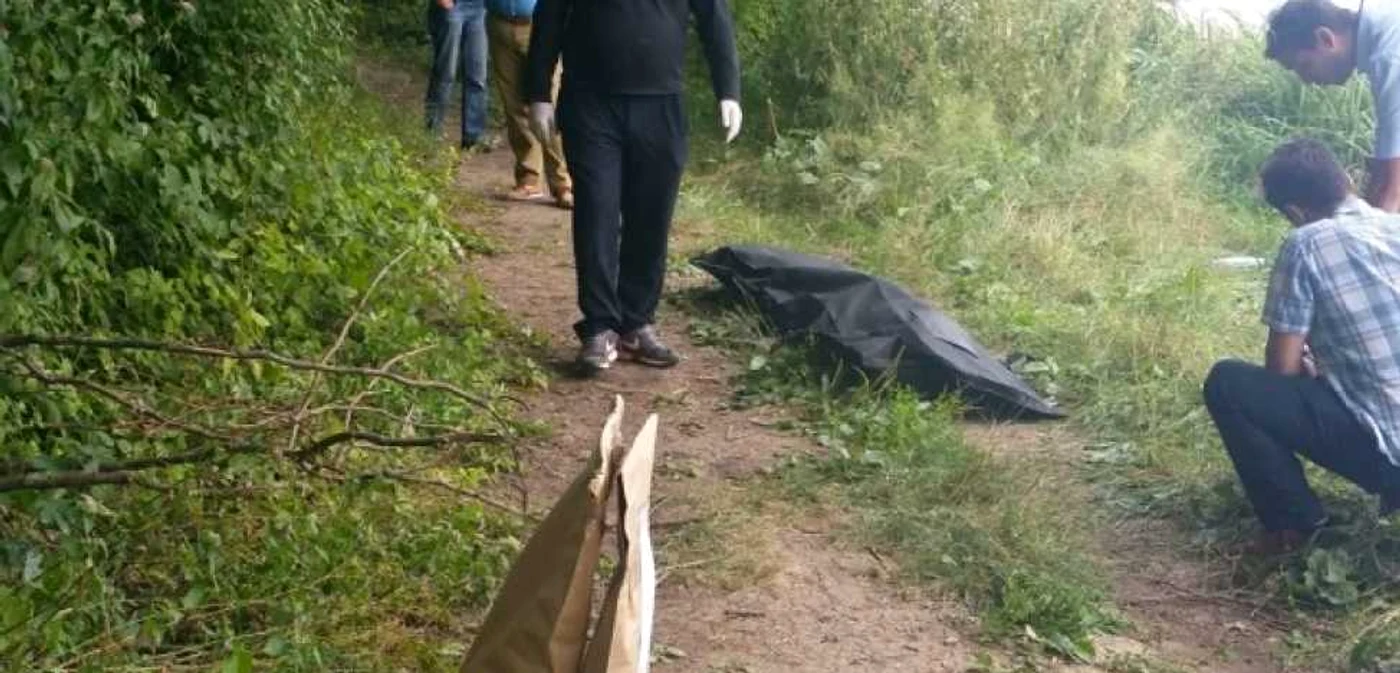 Cadavrul bărbatului a fost descoperit de un trecător FOTO Ziarul de Iaşi