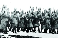 Armata română și Unirea Basarabiei  Regele Ferdinand: „Salutăm în voi o parte frumoasă a unui vis care niciodată nu se va șterge“ jpeg