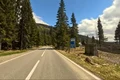 DN7A spectaculosul drum montan dintre Valea Oltului și Defileul Jiului în Cheile Jiețului Foto Daciana Stoica 3 jpg