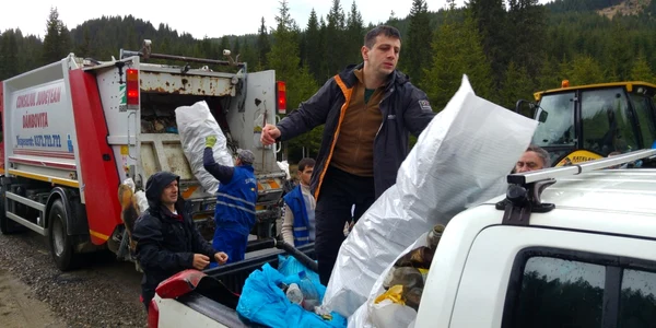 Ecologizare în Munţii Bucegi