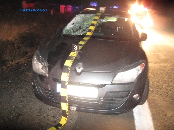 Renault-ul neamtului implicat in accidentul de pe Valea Oltului