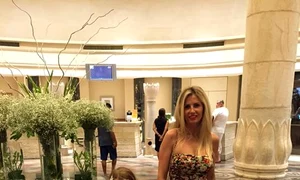 Andreea Bănică și fetița ei Sofia jpeg