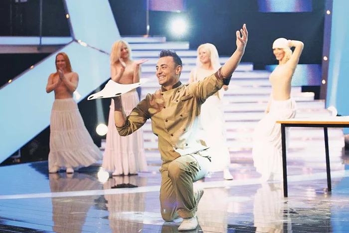 
    † Claudiu Toader (30 de ani) a participat în 2012 la concursul «Românii au  talent» de la PRO TVFotografii: Florin Şuler / Roberto Sălceanu / Pro tv  