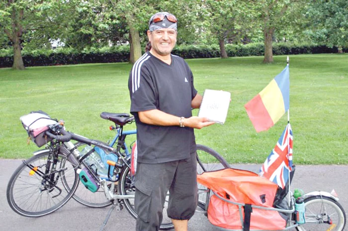 Compatrioţii noştri din Londra au  ieşit la iarbă verde, tema întâlnirii  fiind Olimpiada care se apropie