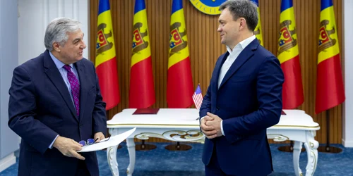Dorin Recean Șef USAID FOTO Gov md jpg