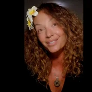 anca turcasiu foto facebook png