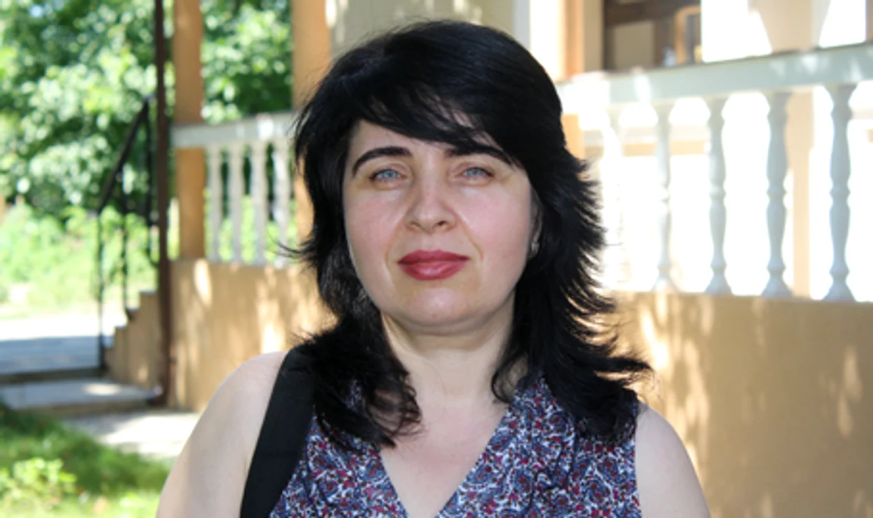 Corina Albişteanu face parte din prima serie  de bone  profesioniste  din Iaşi 