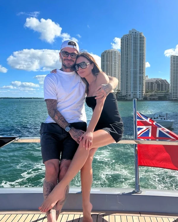 David și Victoria Beckham au petrecut o vacanță pe noul iaht foto: Instagram