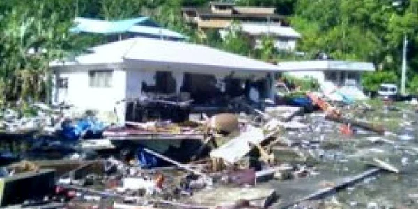 Drama unui cuplu britanic al cărui băiat de doi ani a fost luat de tsunamiul din Samoa