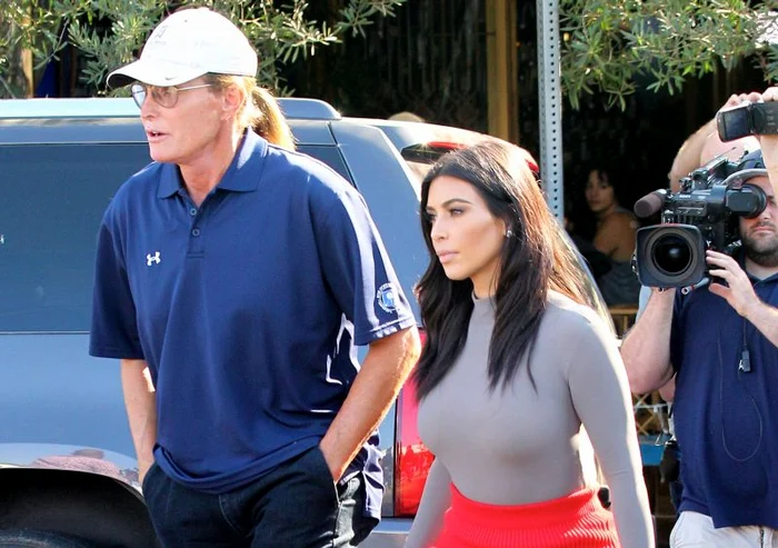 Bruce Jenner şi Kim Kardashian sunt apropriaţi