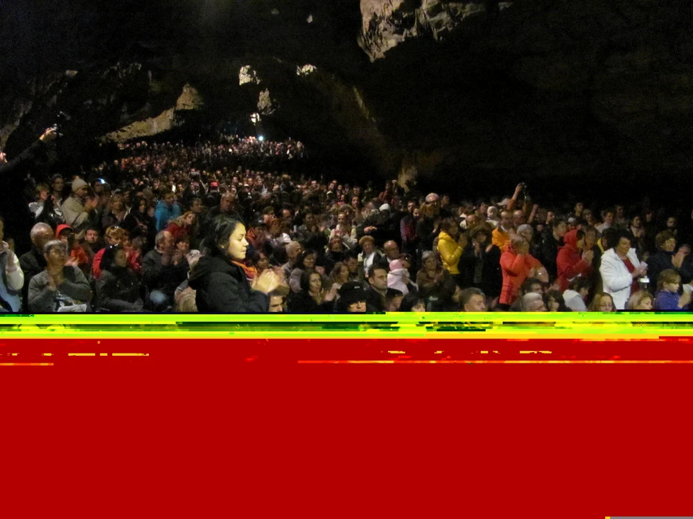 Concert la Peştera Româneşti