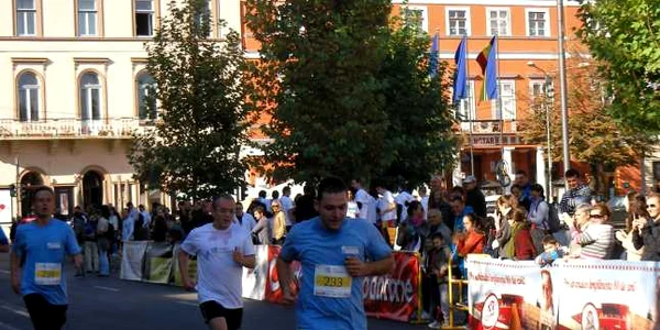 Emil Boc a alergat 5 kilometri duminică dimineaţa