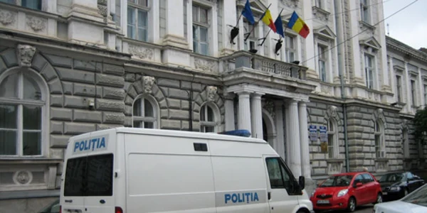 tribunal 