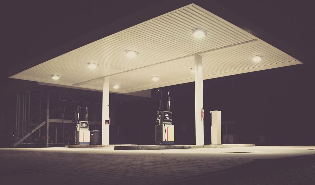 1 ianuarie 2020: Carburanții s-au ieftinit, țigările s-au scumpit