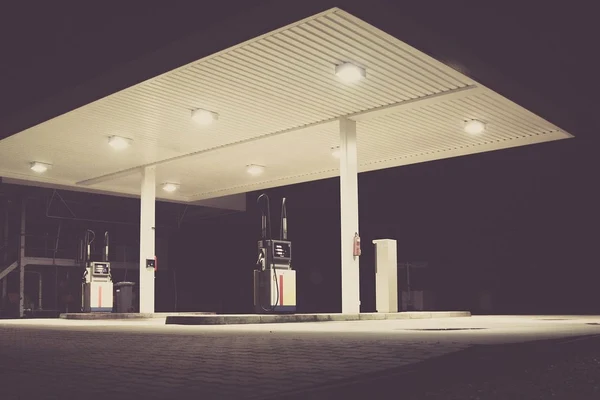 1 ianuarie 2020: Carburanții s-au ieftinit, țigările s-au scumpit