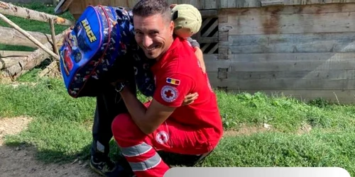 copil ghiozdan jpg