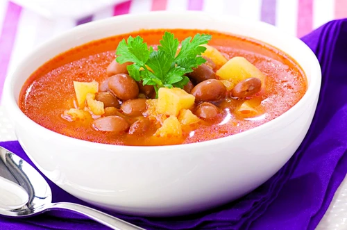 ciorba de fasole cu legume jpeg