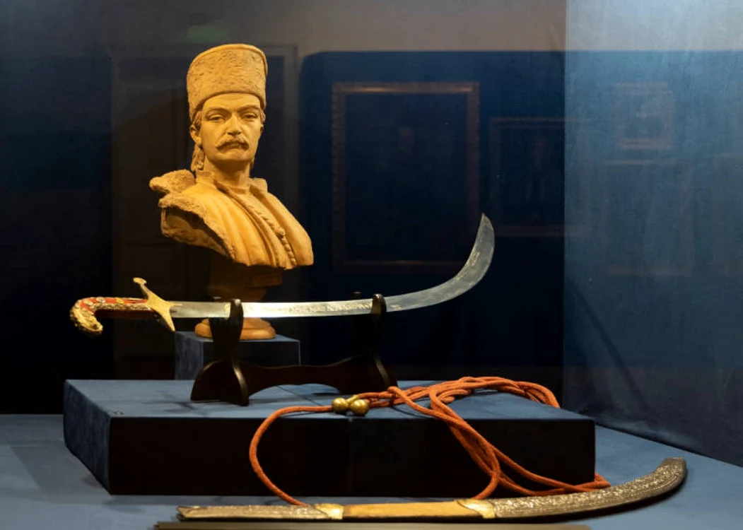 Sabia căpitanului pandurilor este datată ca fiind din 1765. FOTO Complexul Muzeal Naţional Neamţ