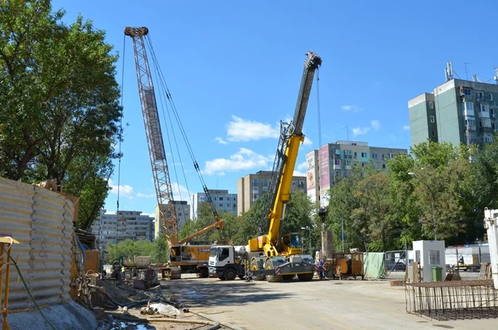 Aşa arată acum staţiile de metrou de pe magistrala 5