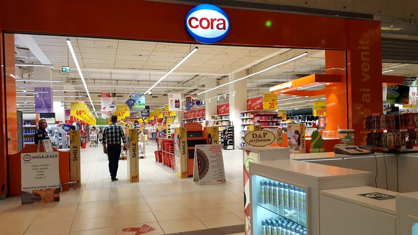 Carrefour poate achiziționa toate hypermarketurile Cora din România și magazinele Cora UrbanH