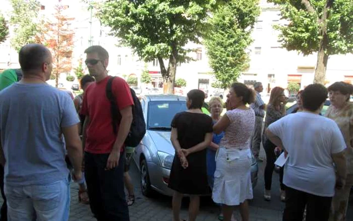 Vineri, posturile vacante vor fi afişate la sediul instituţiei   FOTO  arhivă