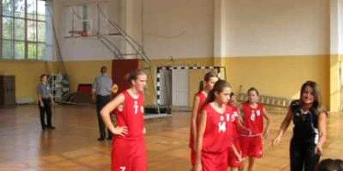 Elevele Suzanei Onaca s-au calificat la turneul semifinal U14