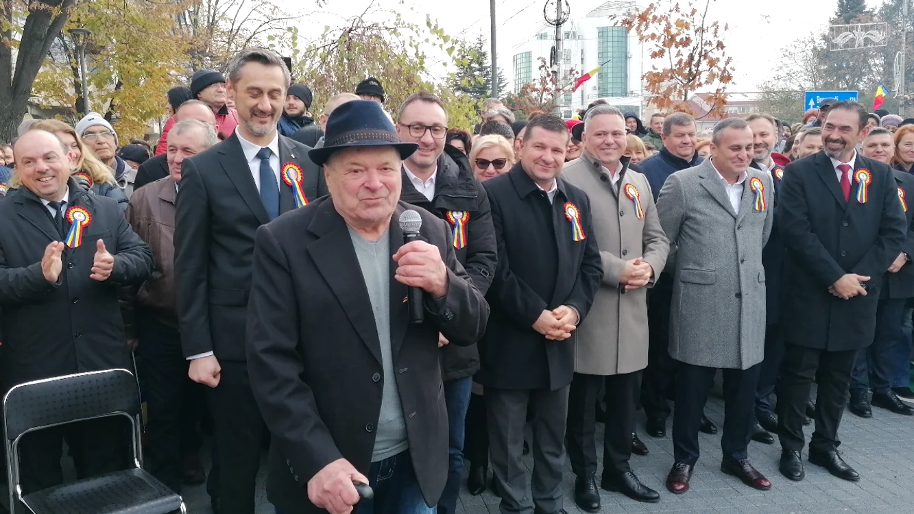 Veteranul Toma Corcău a împlinit în acest an 100 ani FOTO: Alina Mitran