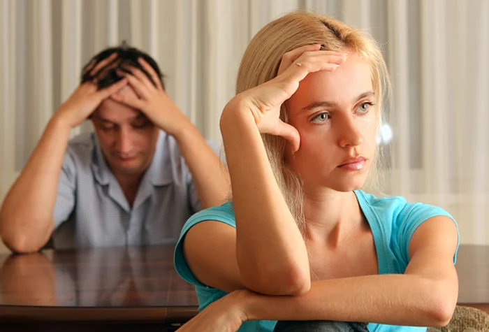 
    Horoscop zilnic 24 februarie  