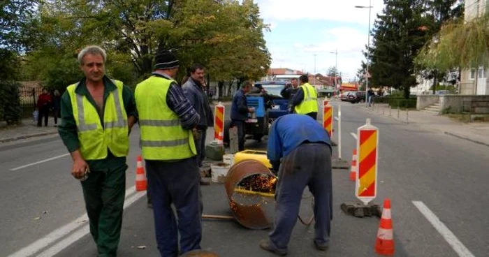 Lucrările vor aduce mai multe restricţii de circulaţie. FOTOArhivă.