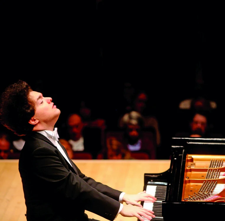 Pianistul Evgenz Kissin fost distins cu Premiul Grammy
pentru cea mai bună interpretare, în 2006 FOTO: Guliver/ Gettyimages