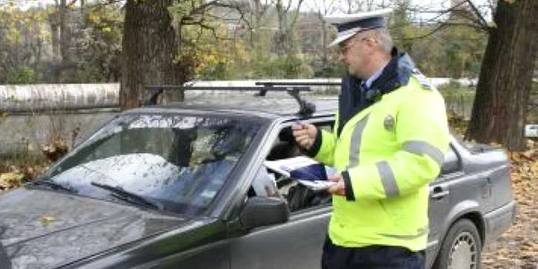 Reşiţa: Rablele înmatriculate în străinătate pun în pericol siguranţa reşiţenilor (GALERIE FOTO)
