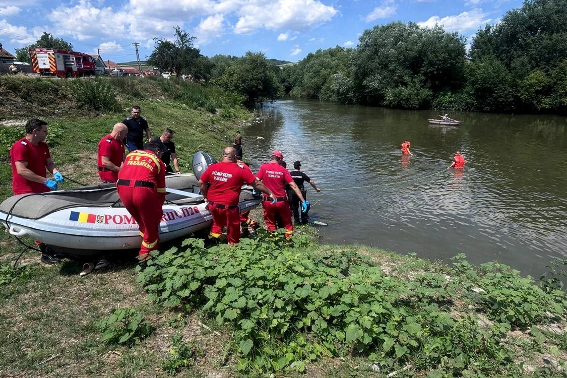 Cei doi copiii găsiți în râul Mureș au decedat/sursă foto: ISU Mureș