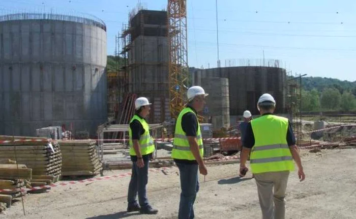 Lucrările de modernizare a staţiei de epurare de la Slatina au durat trei ani