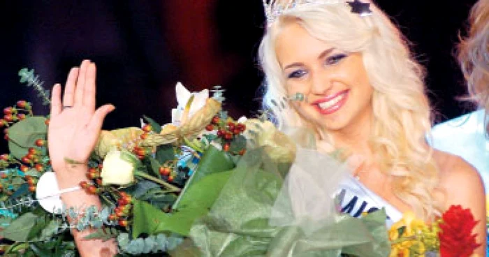 Blonda de la Drept, emoţii la Miss Universe