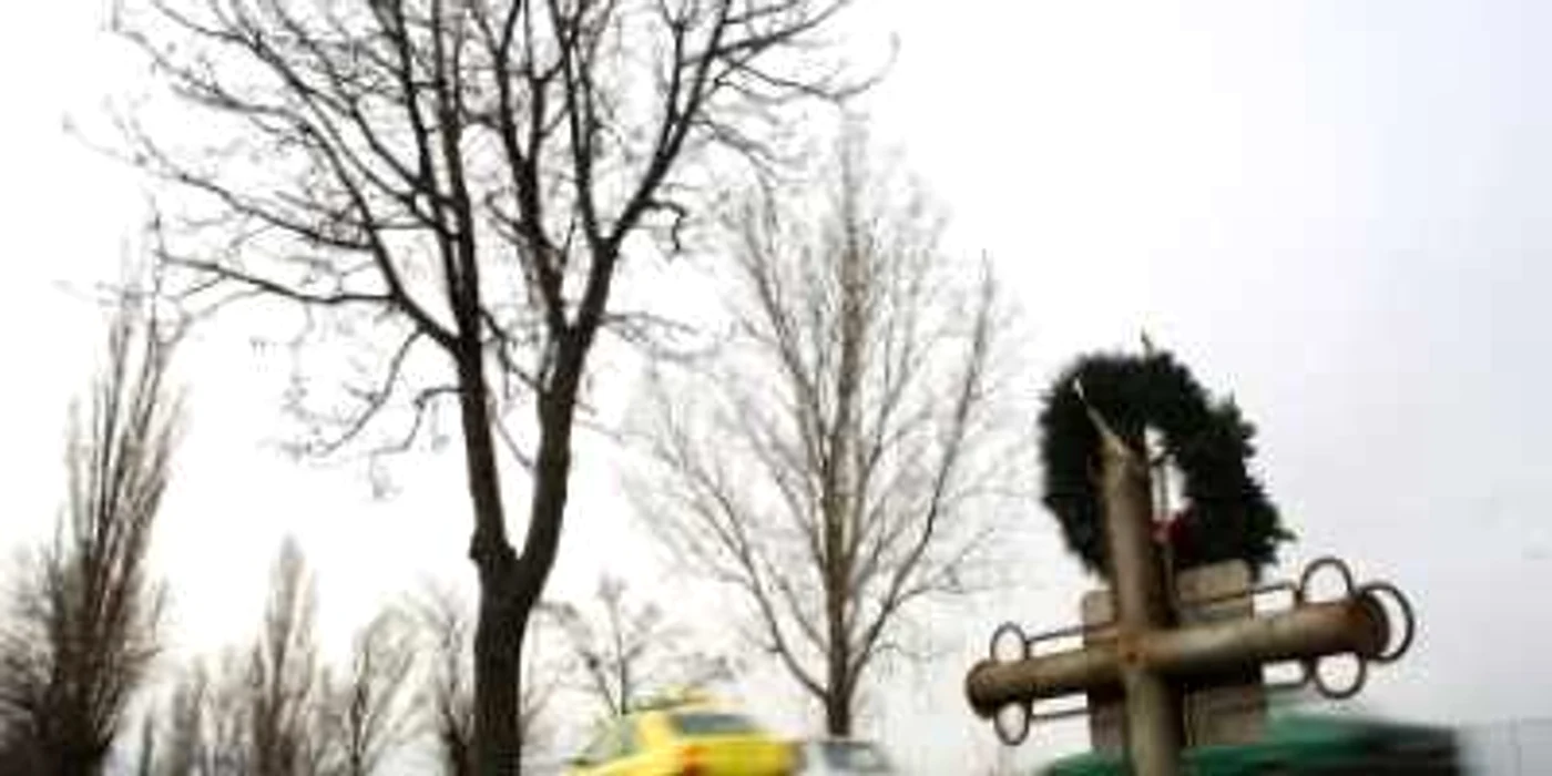 Timişoara: VIDEO Fiica unui fost poliţist a fost filmată în timp ce gonea cu 200 de km/h pe motocicletă