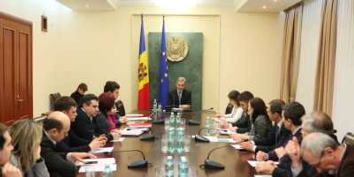 Întâlnirea lui Iurie Leancă cu societatea civilă FOTO: gov.md